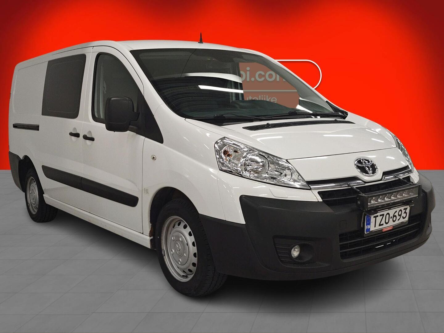 TOYOTA Proace 2016