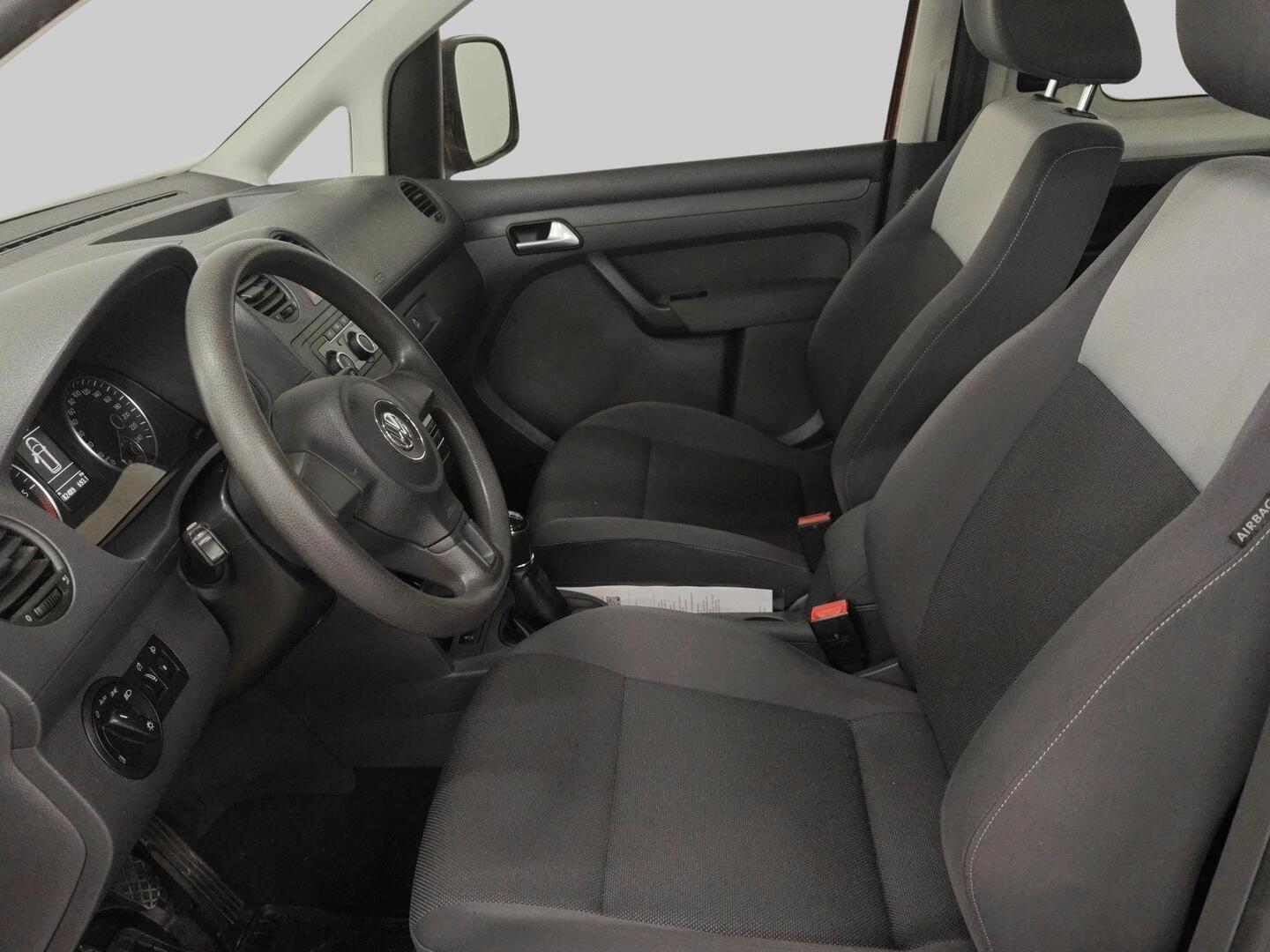 VOLKSWAGEN Caddy 2013