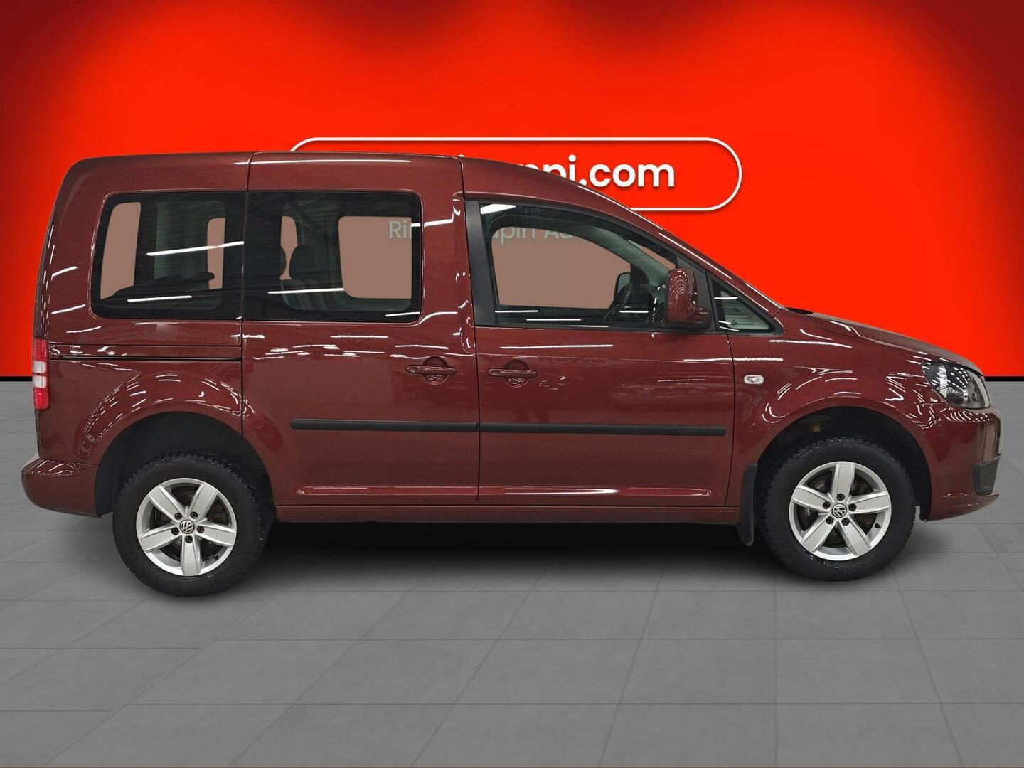 VOLKSWAGEN Caddy 2013