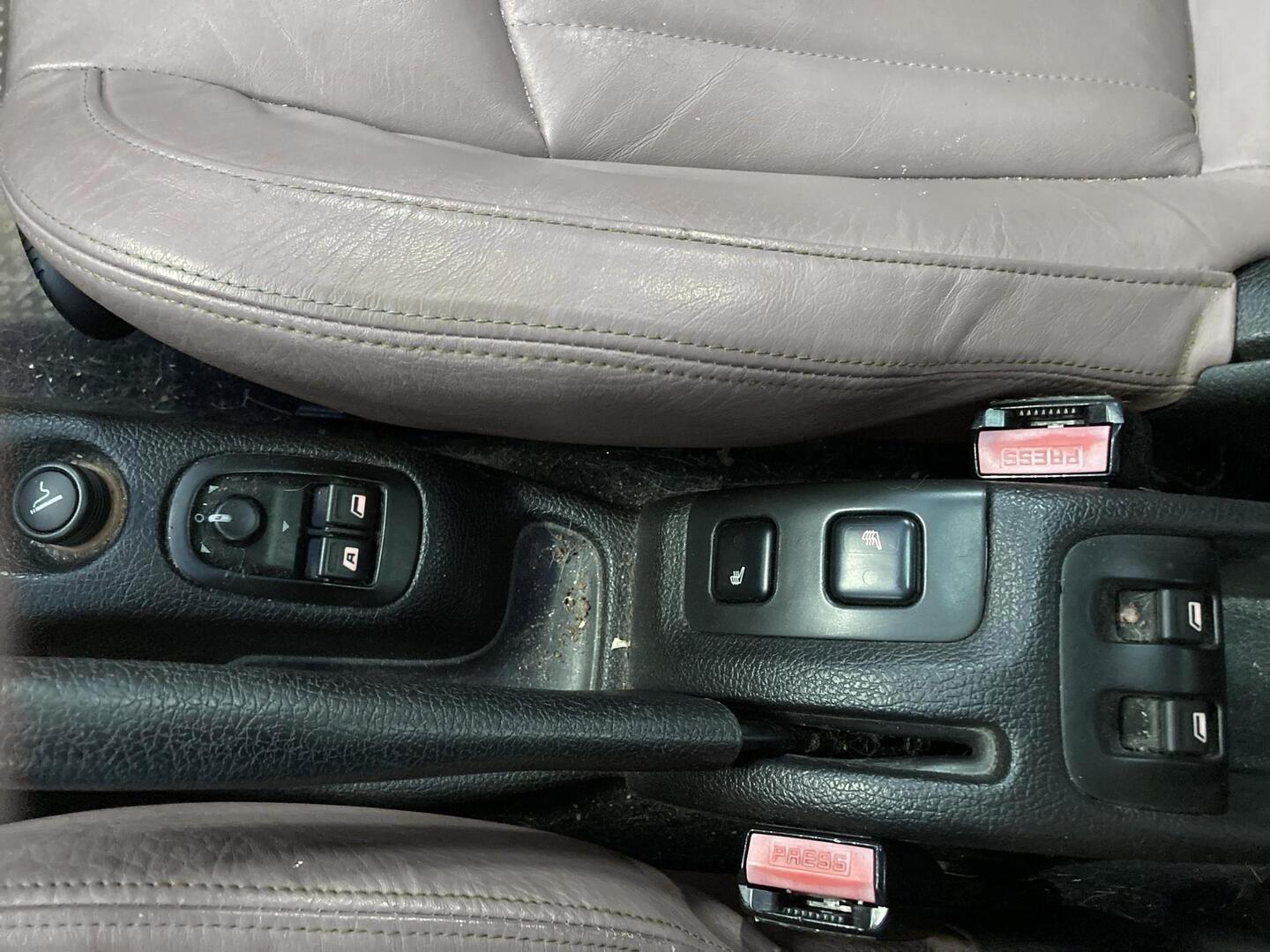 PEUGEOT 206 2004