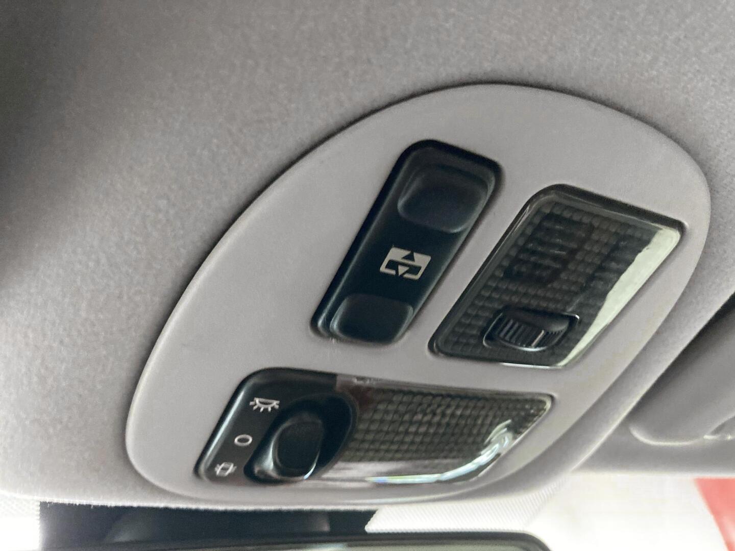PEUGEOT 206 2004
