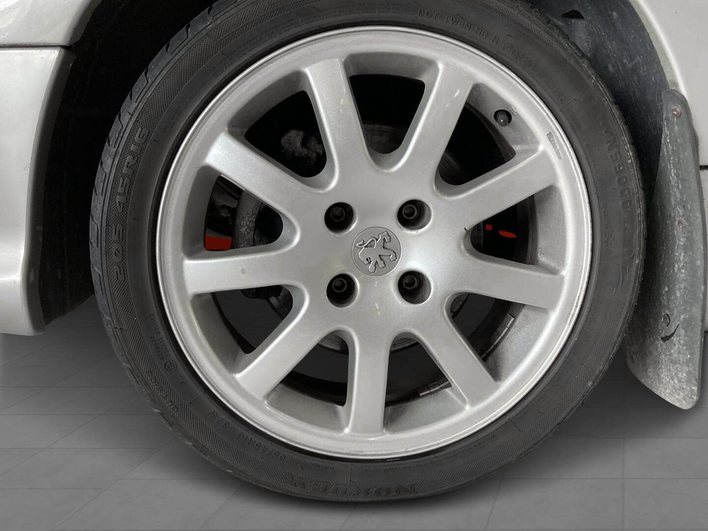 PEUGEOT 206 2004