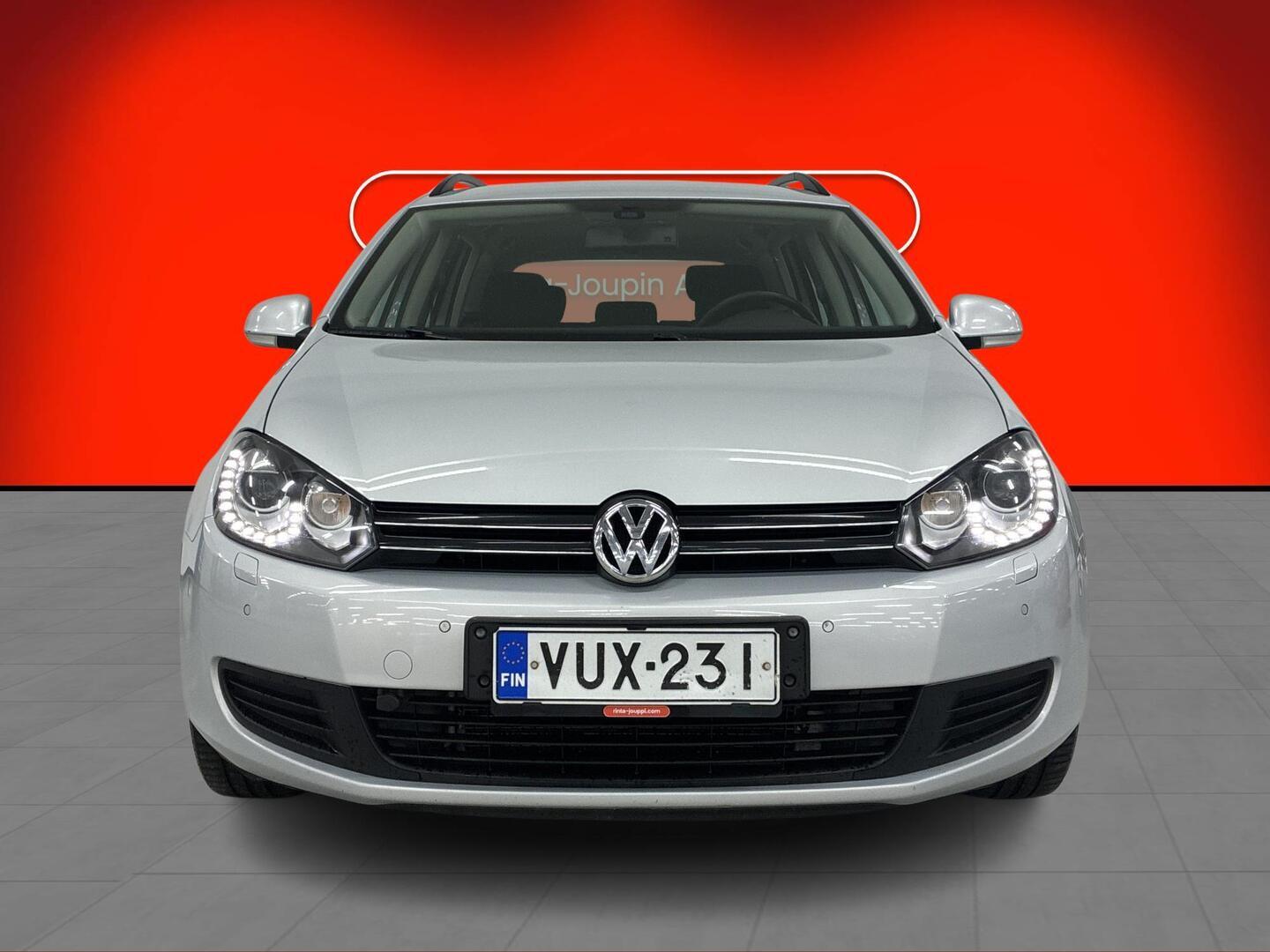VOLKSWAGEN Golf 2013