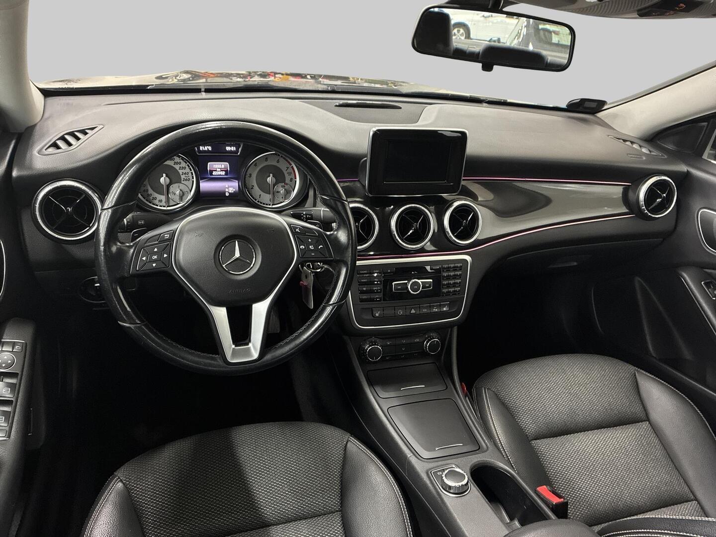 MERCEDES-BENZ CLA 2013