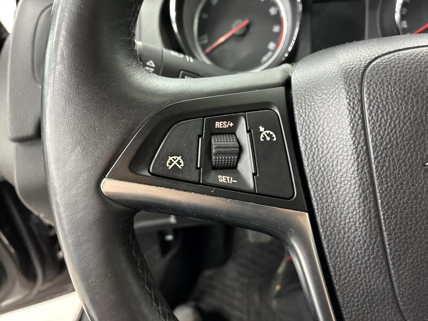 OPEL Insignia 2013