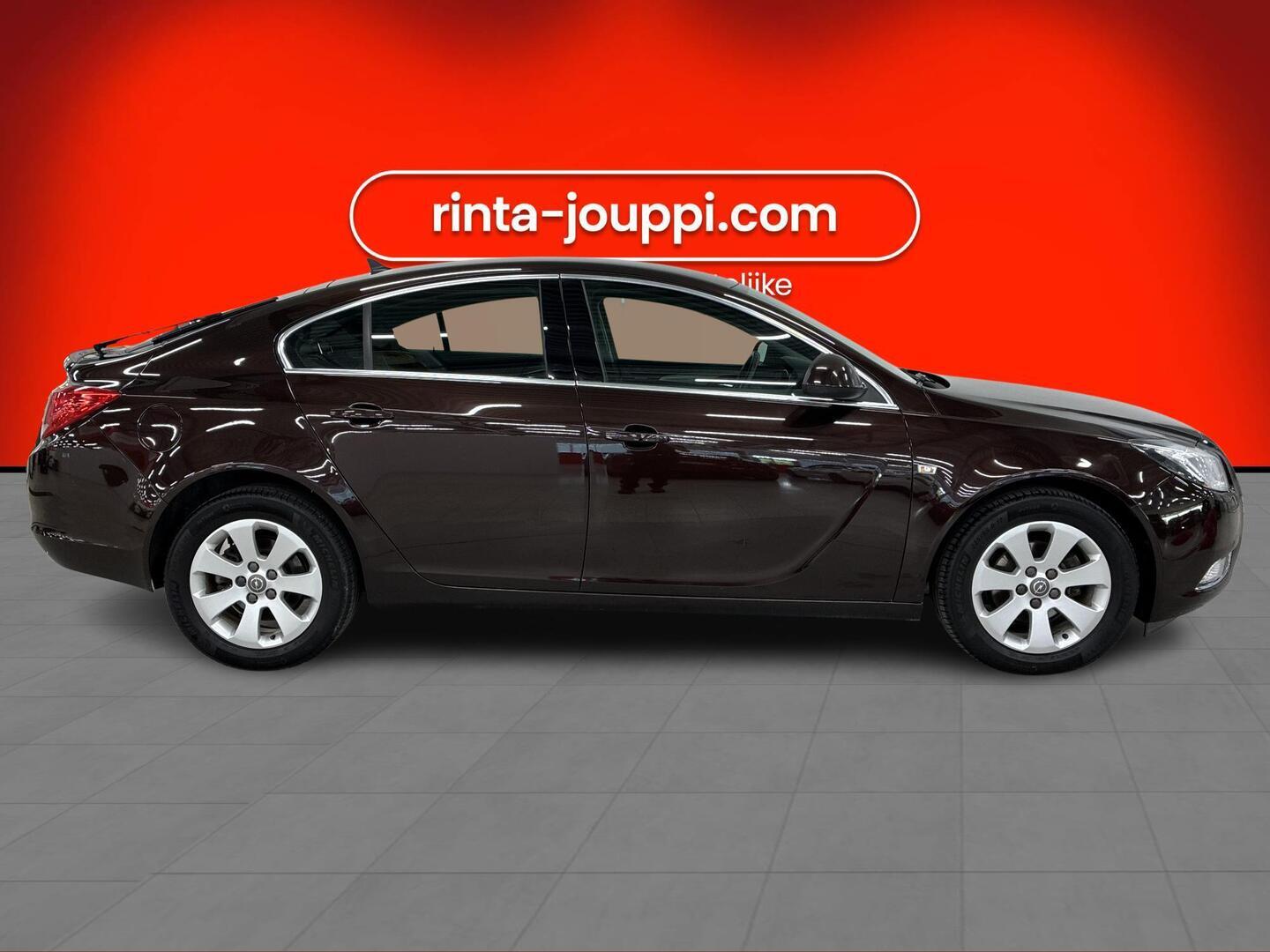 OPEL Insignia 2013