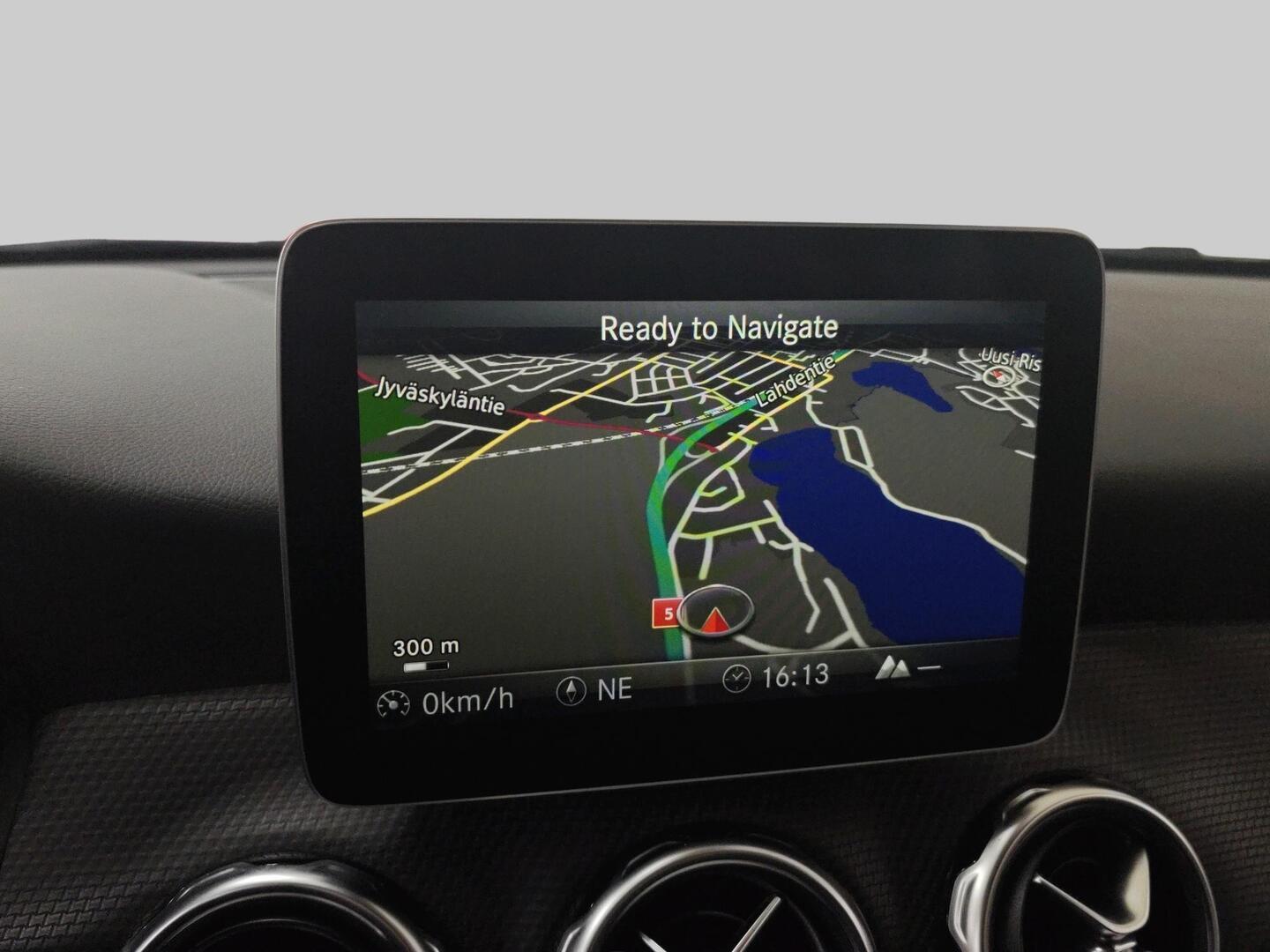 MERCEDES-BENZ GLA 2017