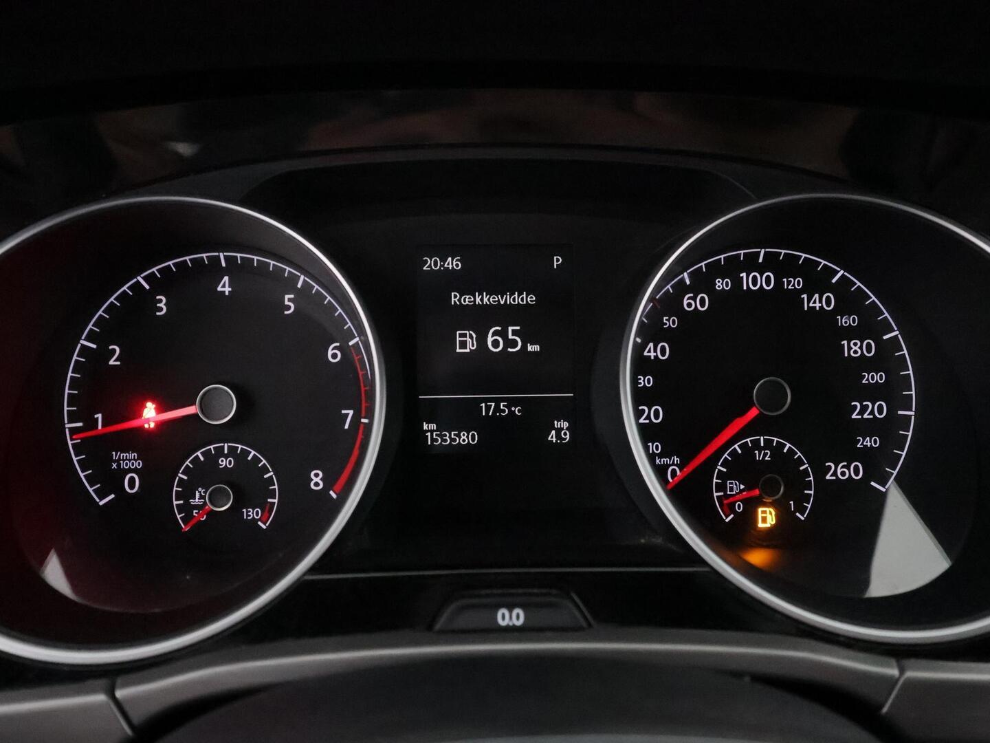 VOLKSWAGEN TOURAN 2017