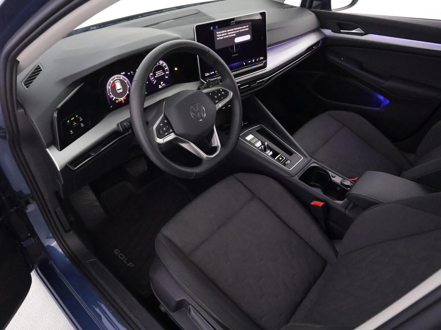 VOLKSWAGEN GOLF 2025
