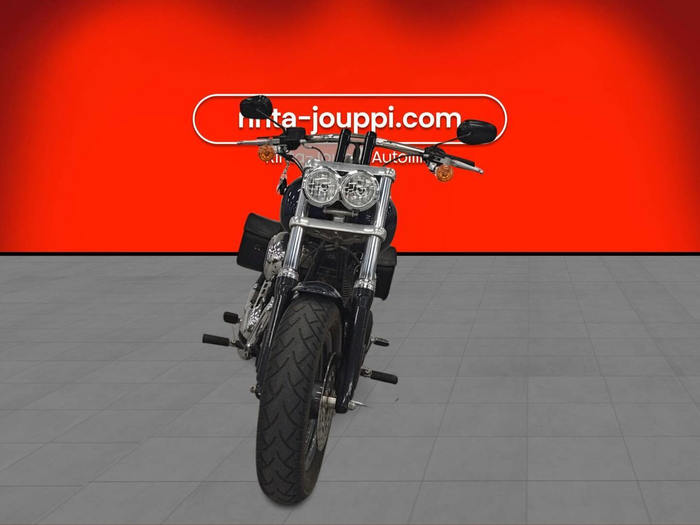 HARLEY-DAVIDSON DYNA 2008