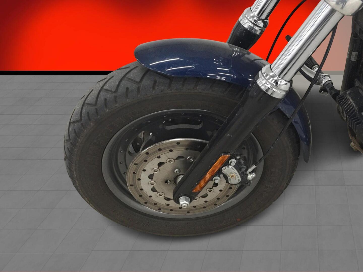 HARLEY-DAVIDSON DYNA 2008