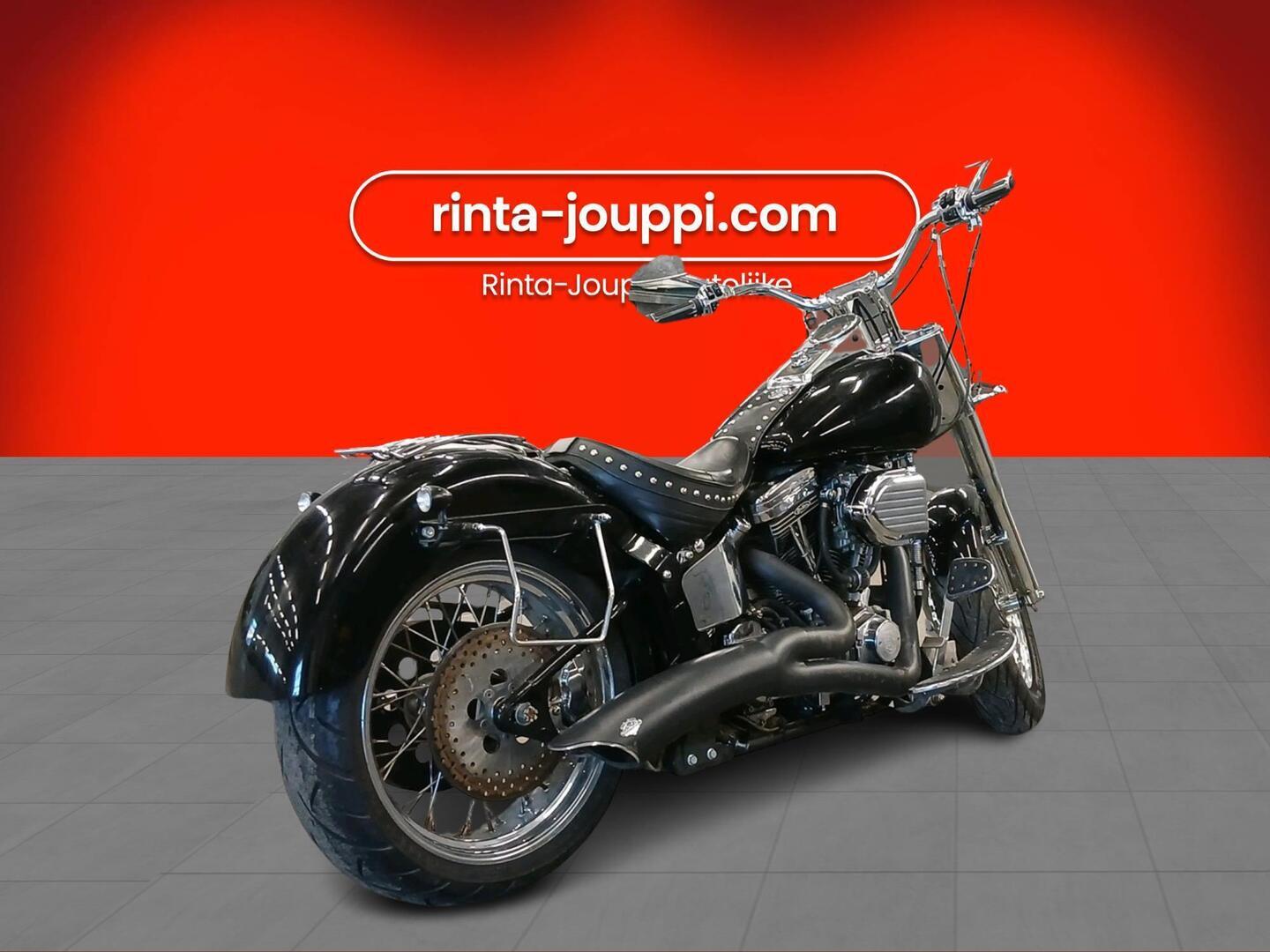 HARLEY-DAVIDSON SOFTAIL 2005