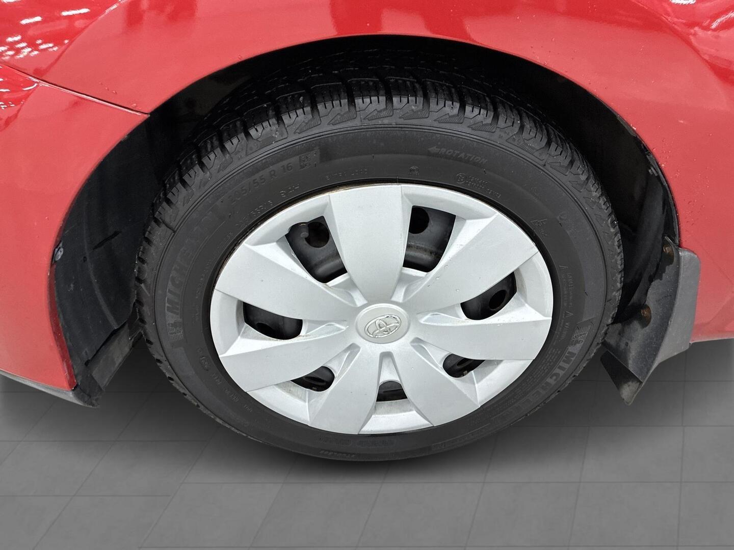 TOYOTA Auris 2011
