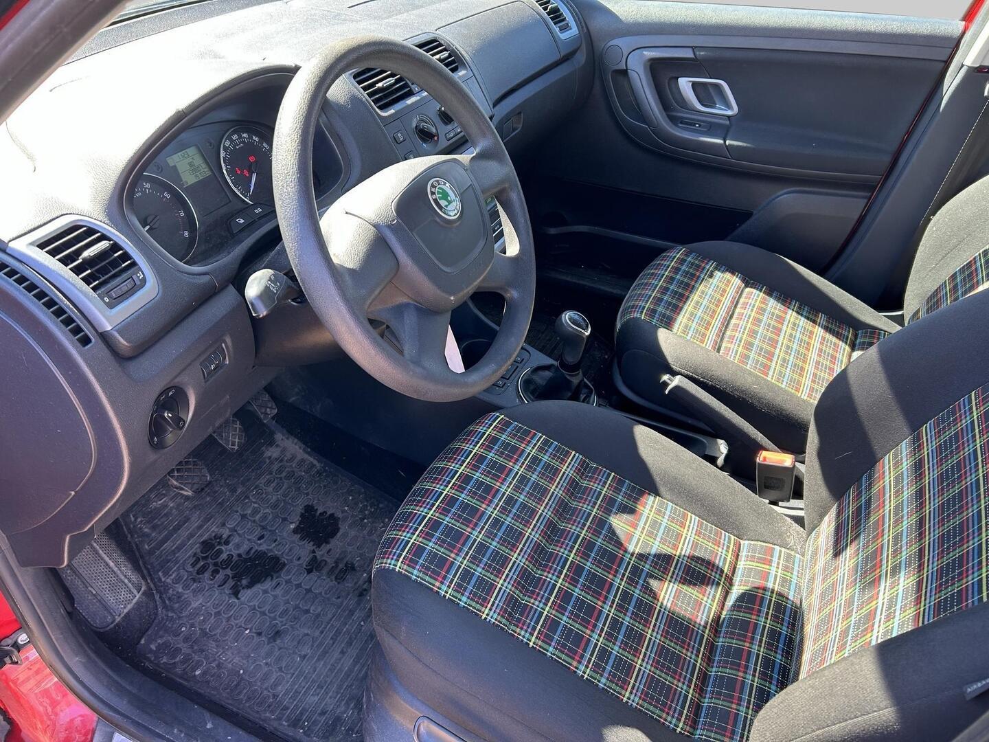 SKODA Fabia 2013