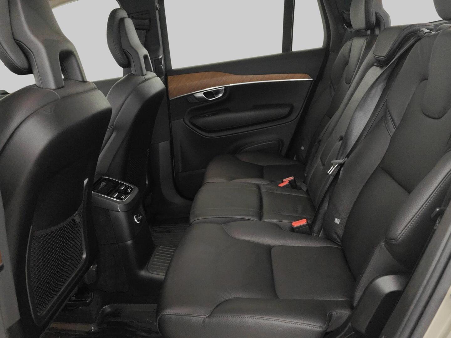 VOLVO XC90 2017