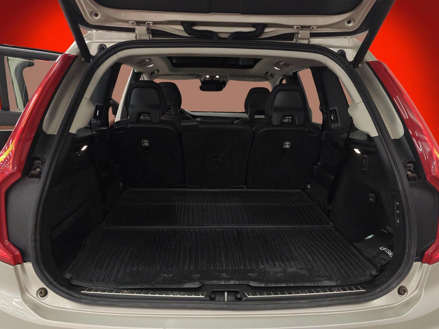 VOLVO XC90 2017