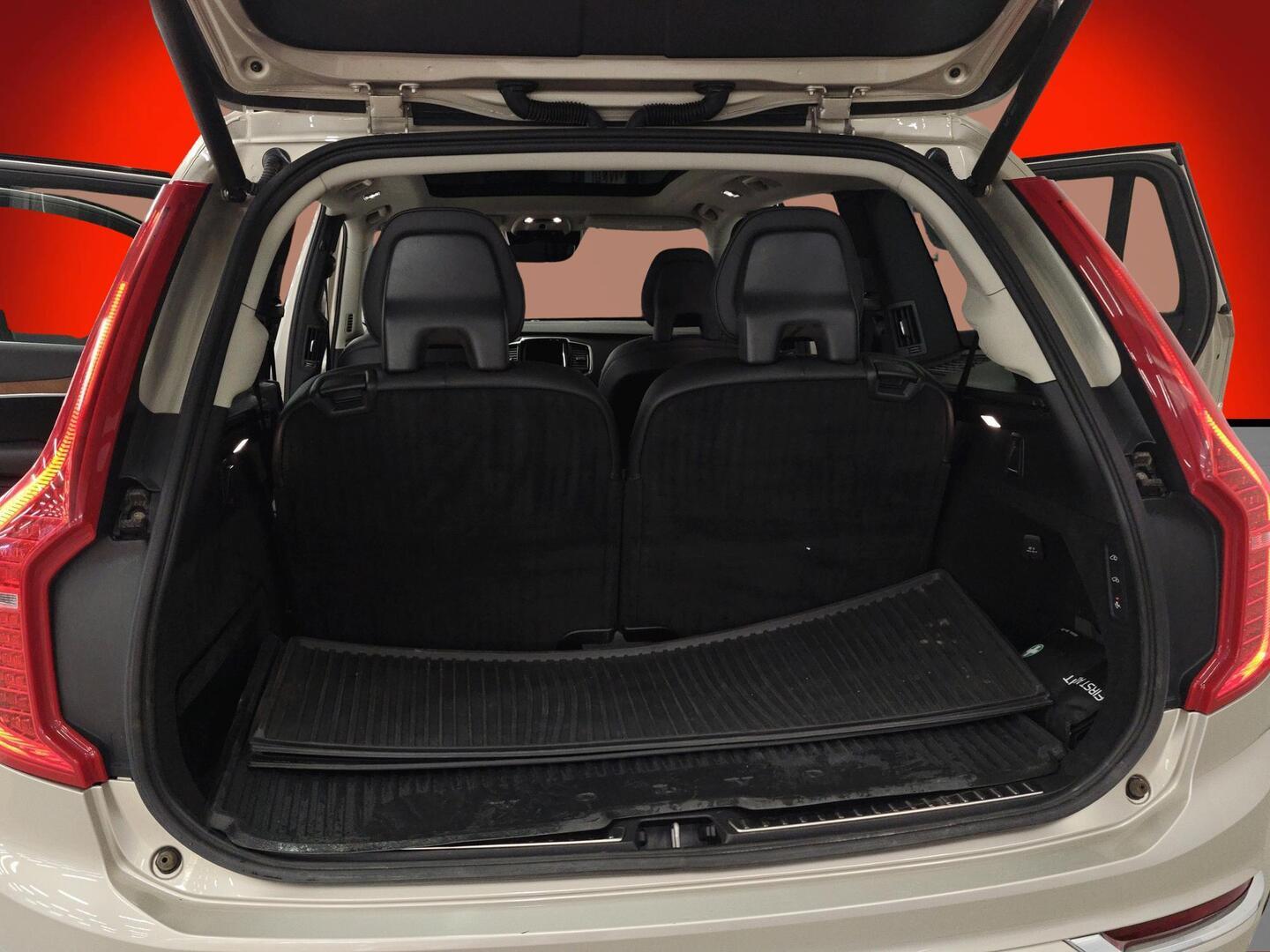 VOLVO XC90 2017