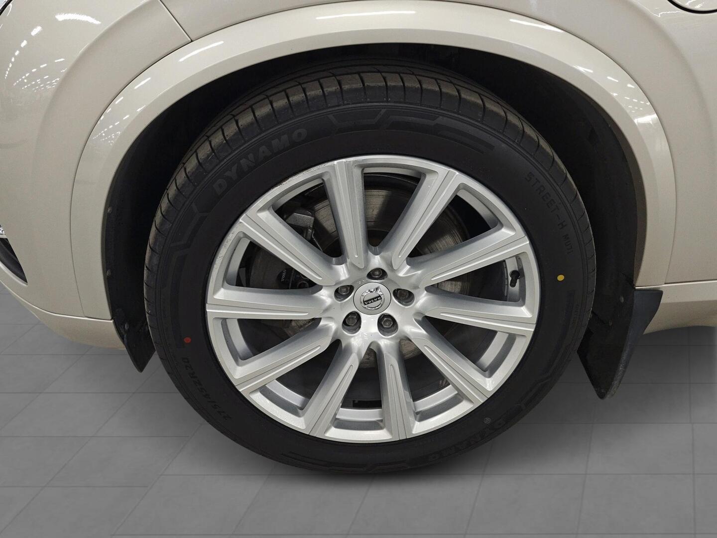 VOLVO XC90 2017