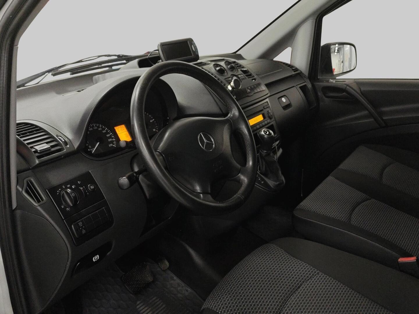 MERCEDES-BENZ Vito 2013