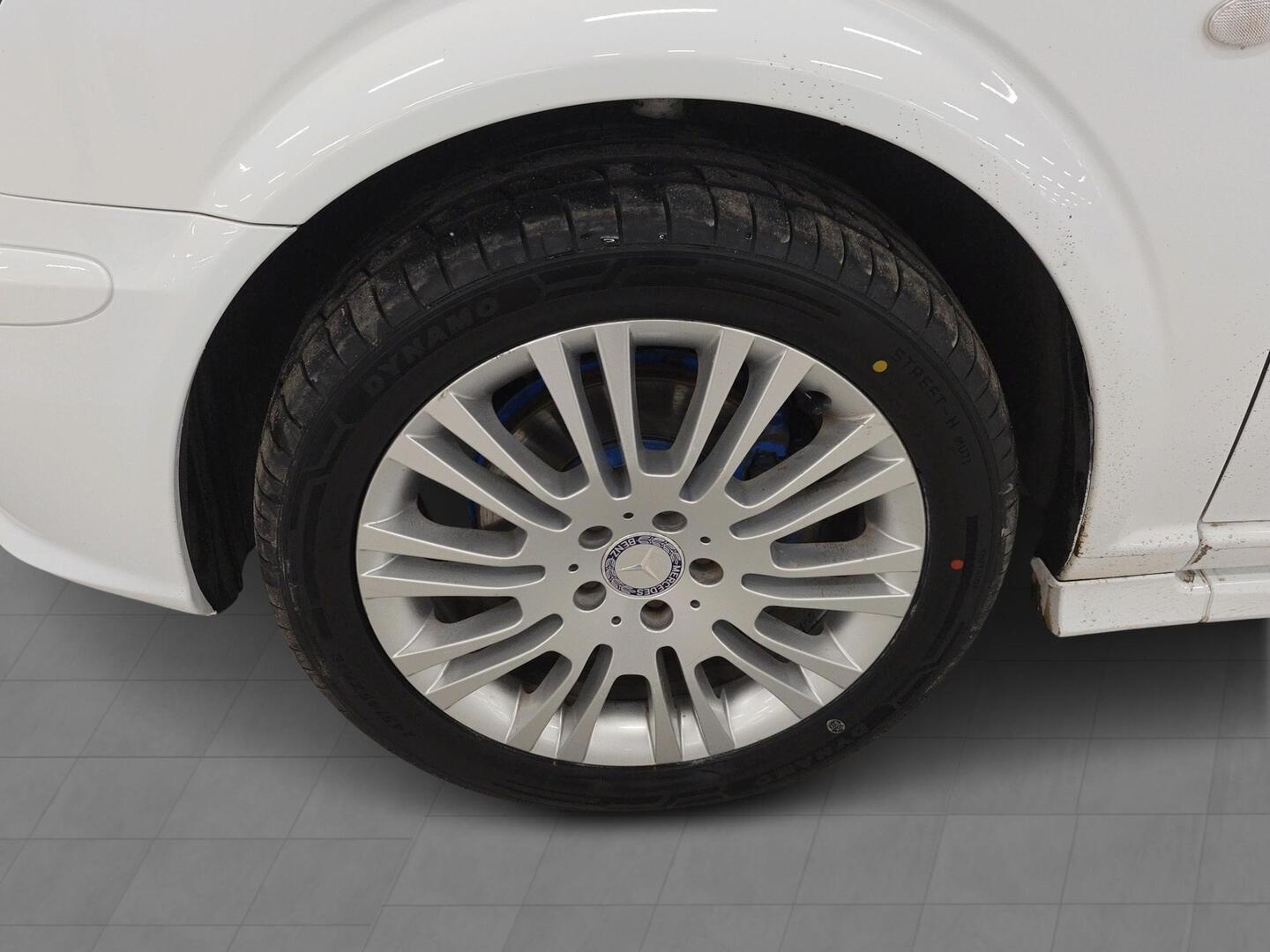 MERCEDES-BENZ Vito 2013