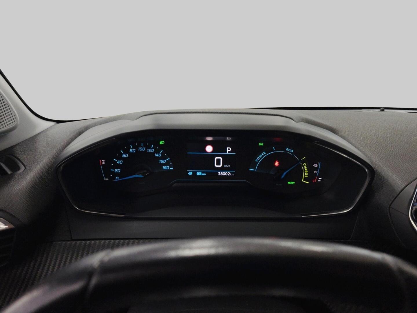 PEUGEOT e-208 2021