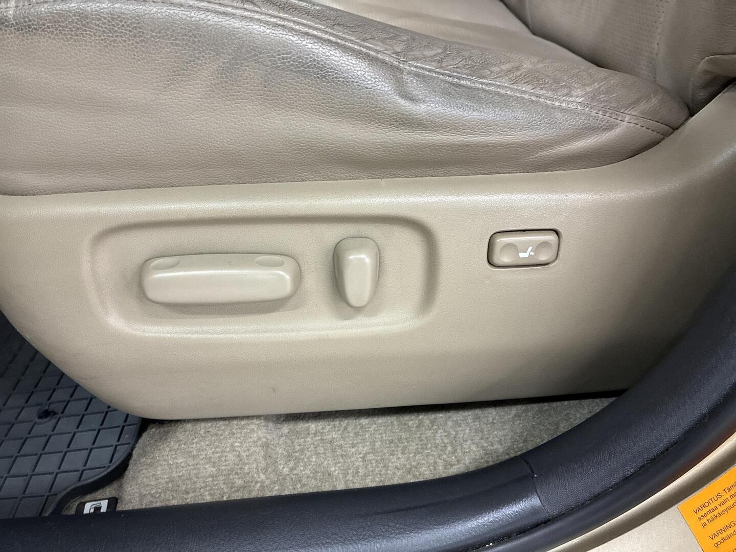 TOYOTA RAV4 2009