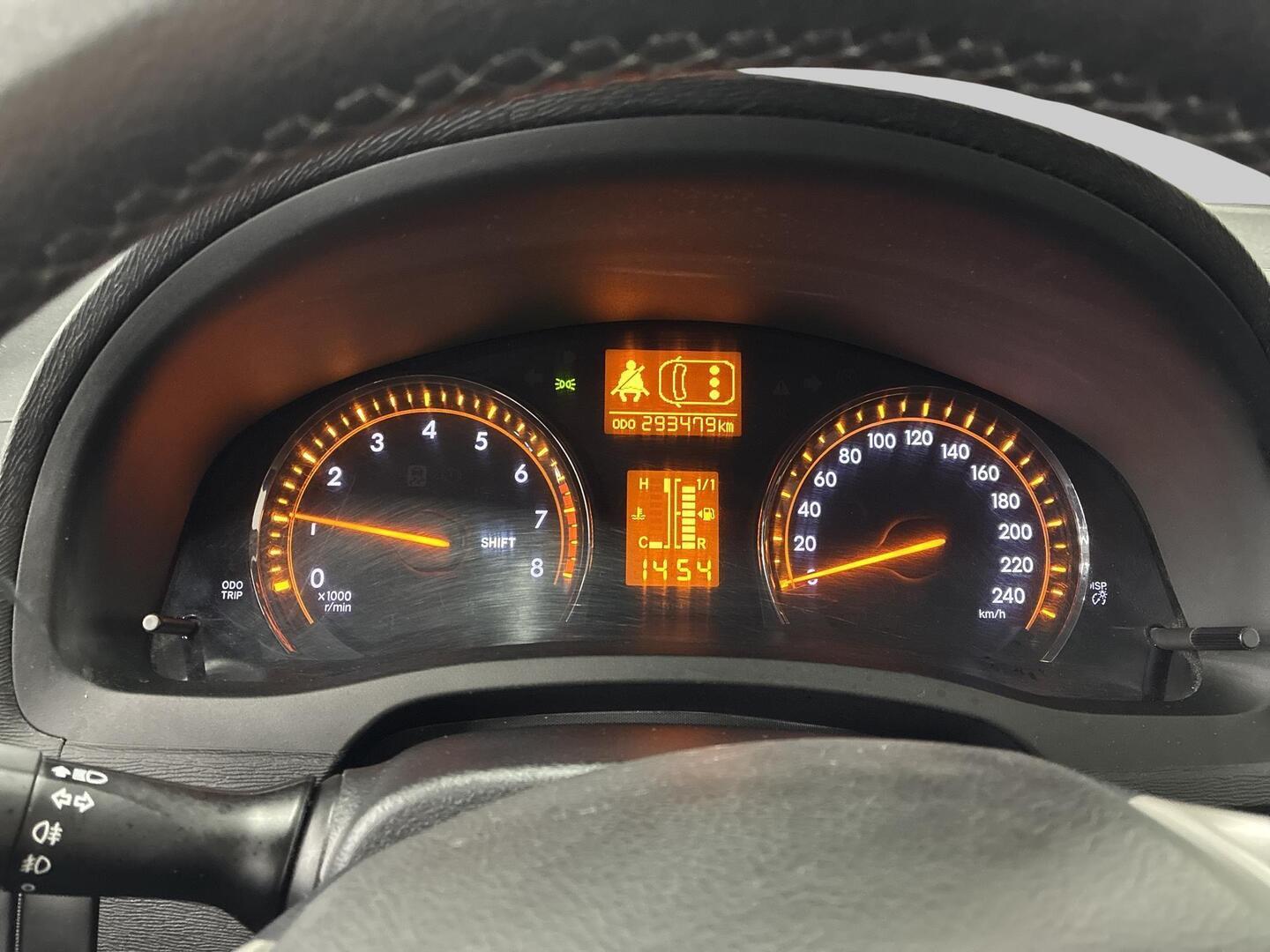 TOYOTA Avensis 2010