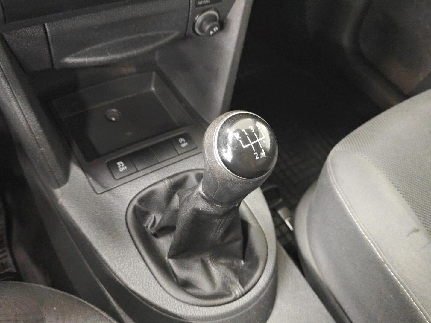 VOLKSWAGEN Caddy Maxi 2013