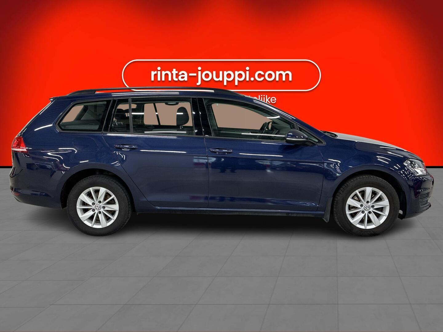 VOLKSWAGEN Golf 2014
