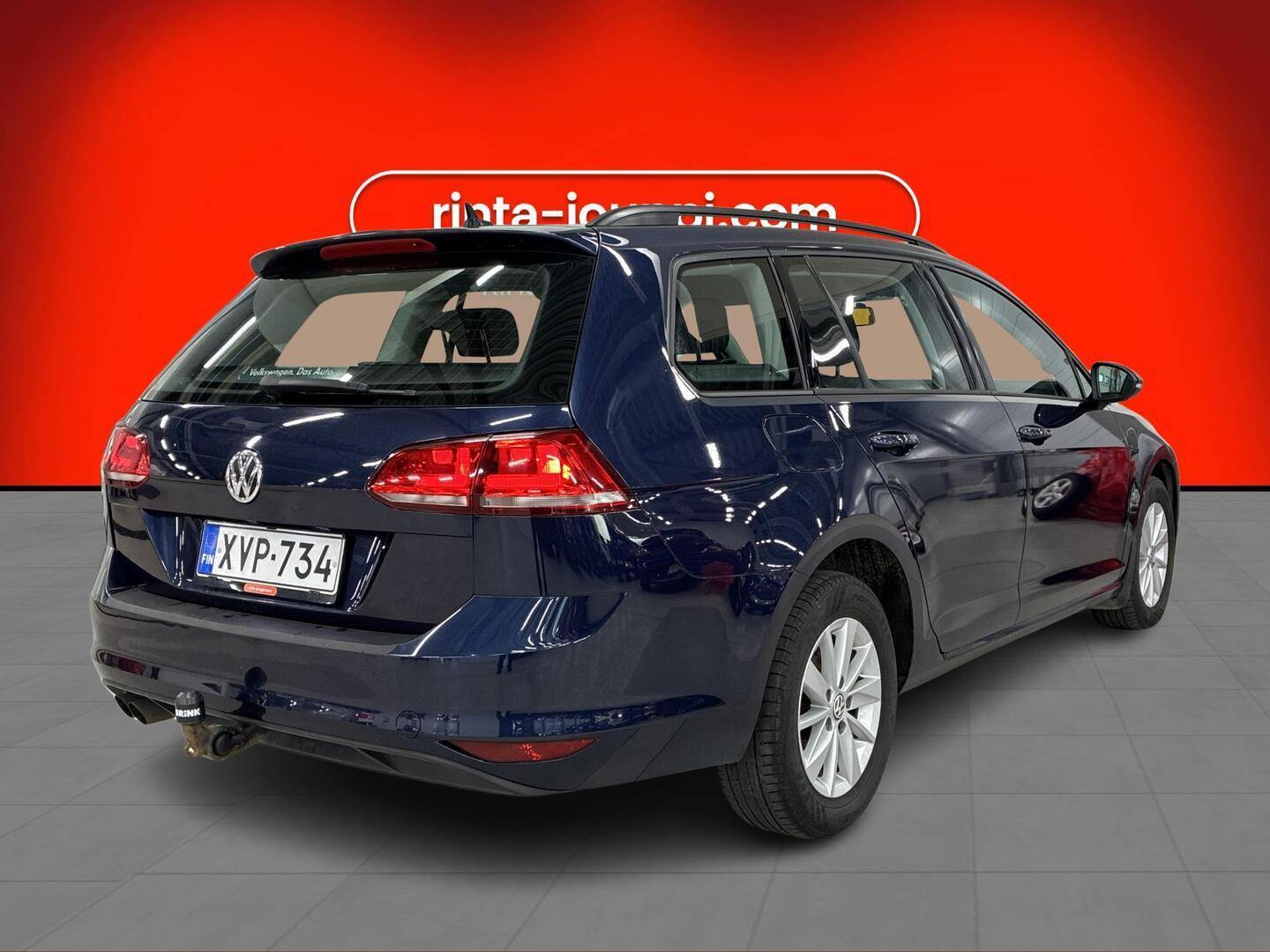 VOLKSWAGEN Golf 2014
