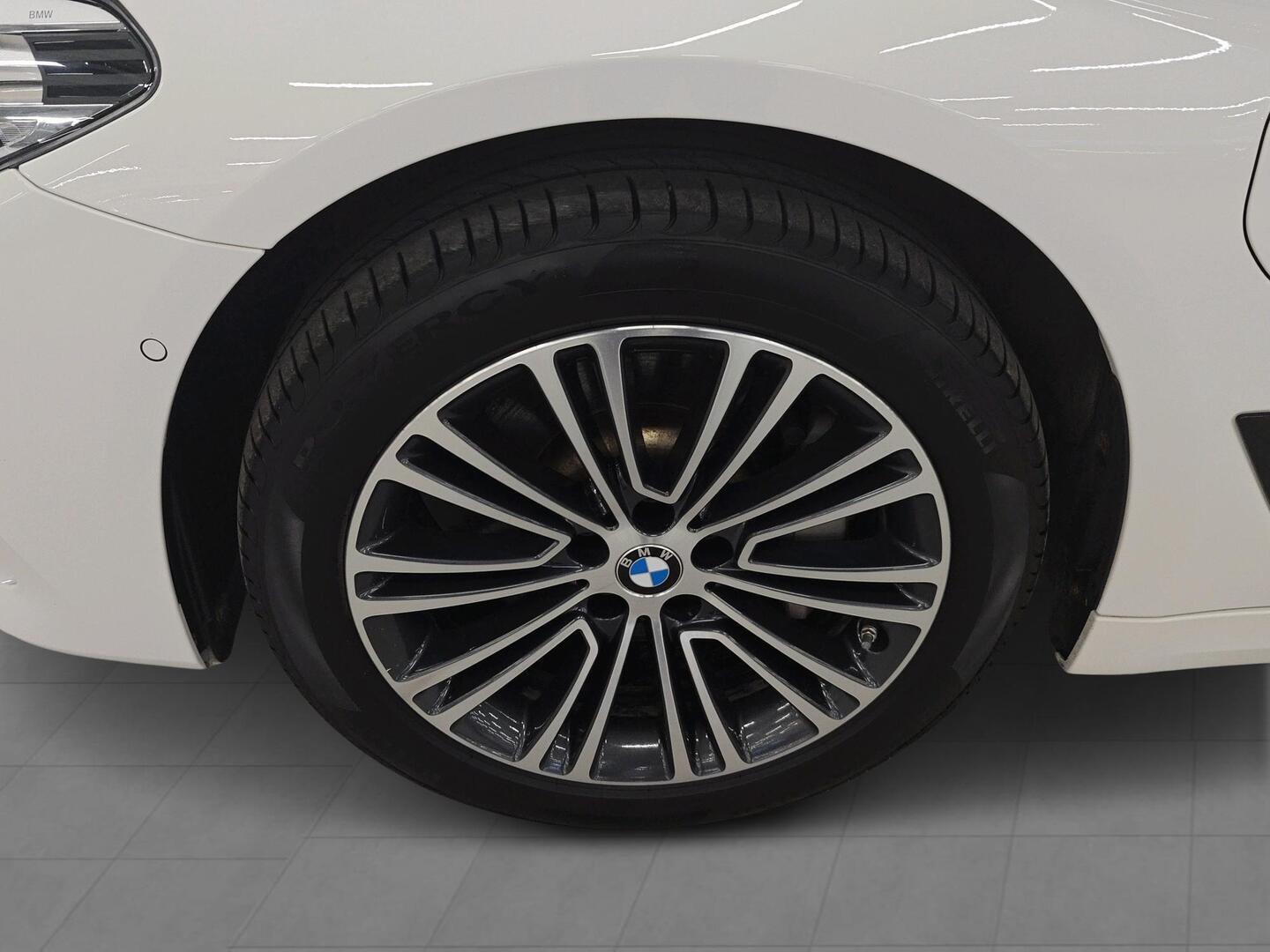 BMW 530 2020