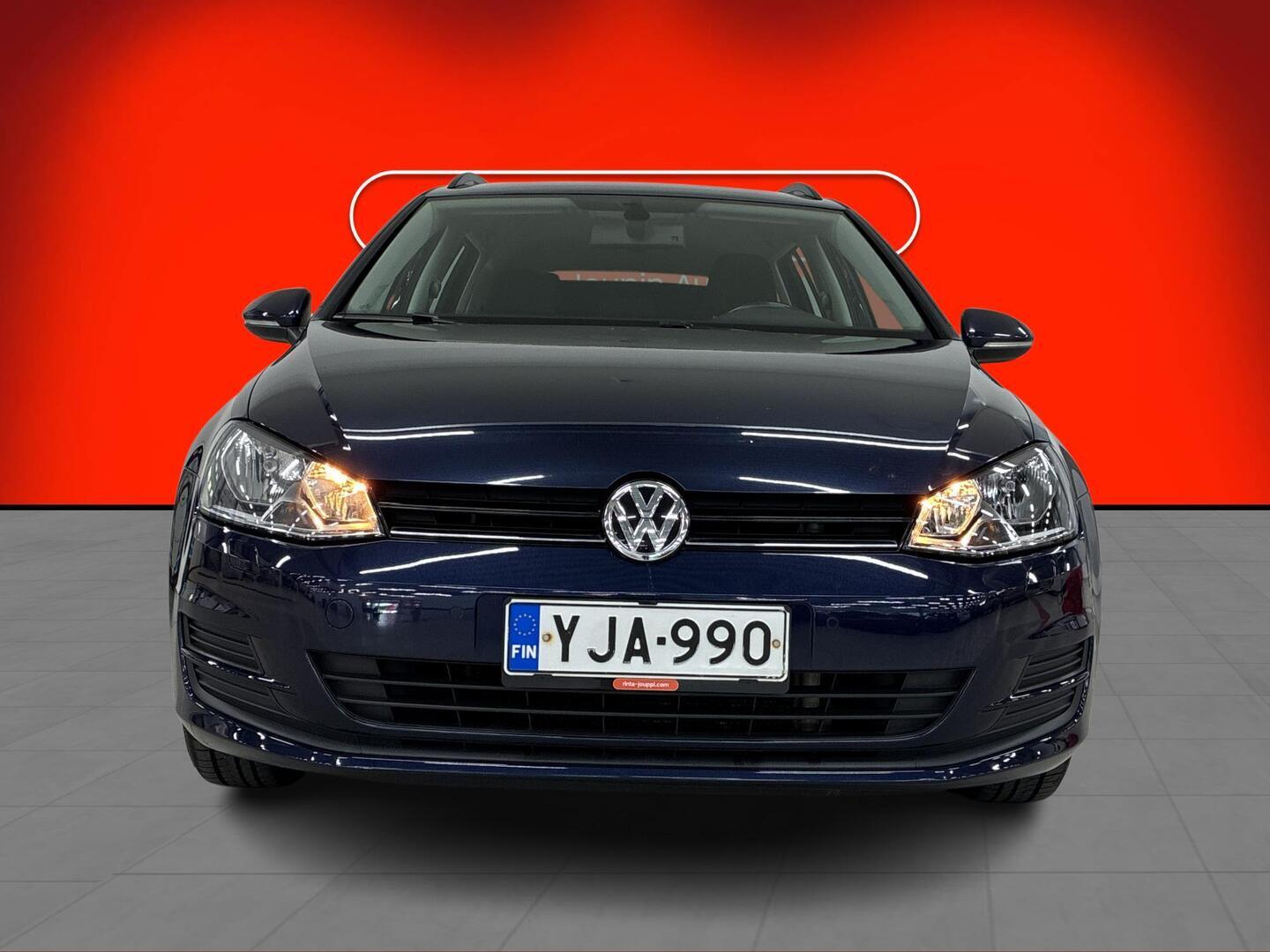 VOLKSWAGEN Golf 2016