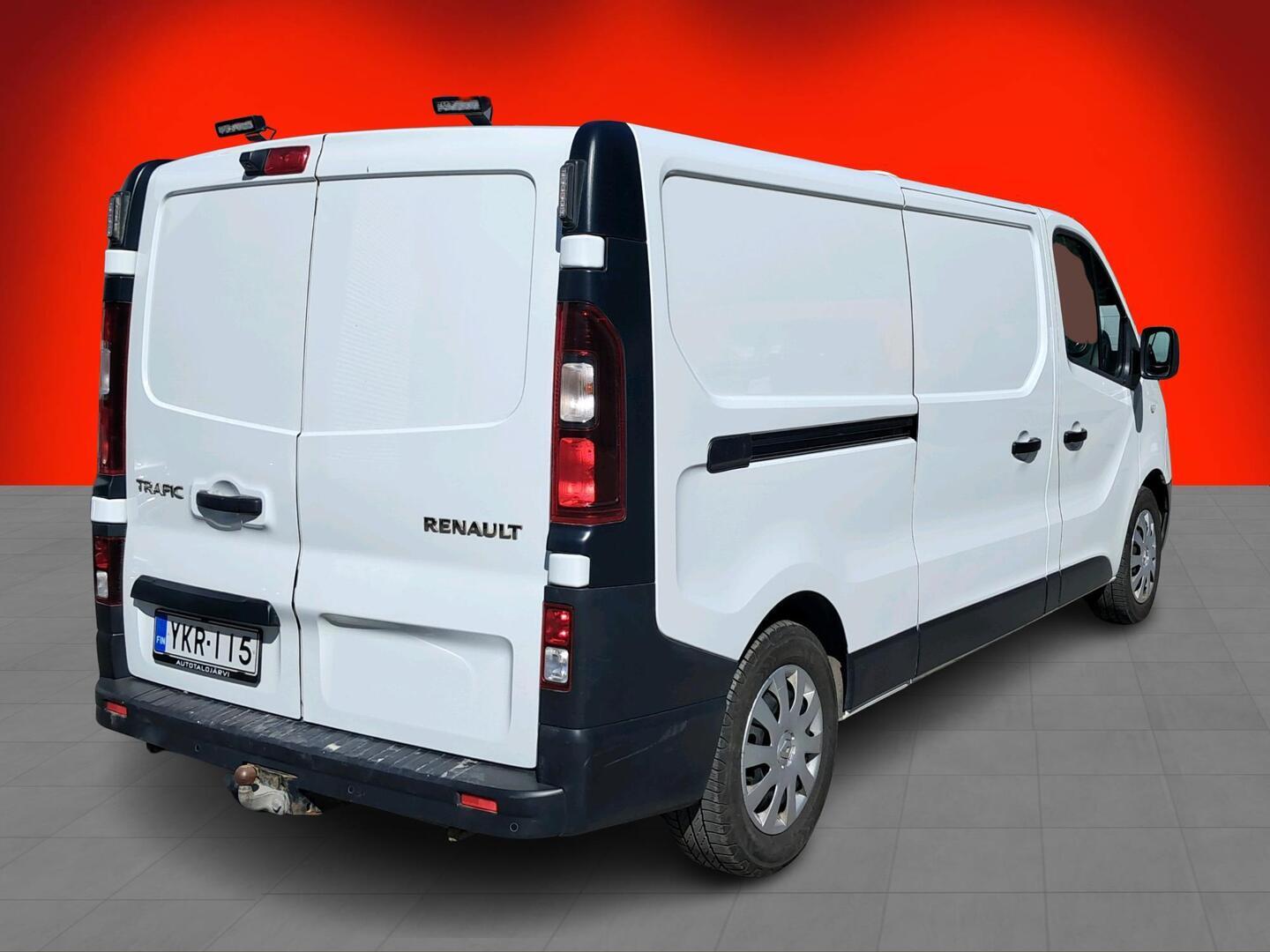 RENAULT TRAFIC 2020