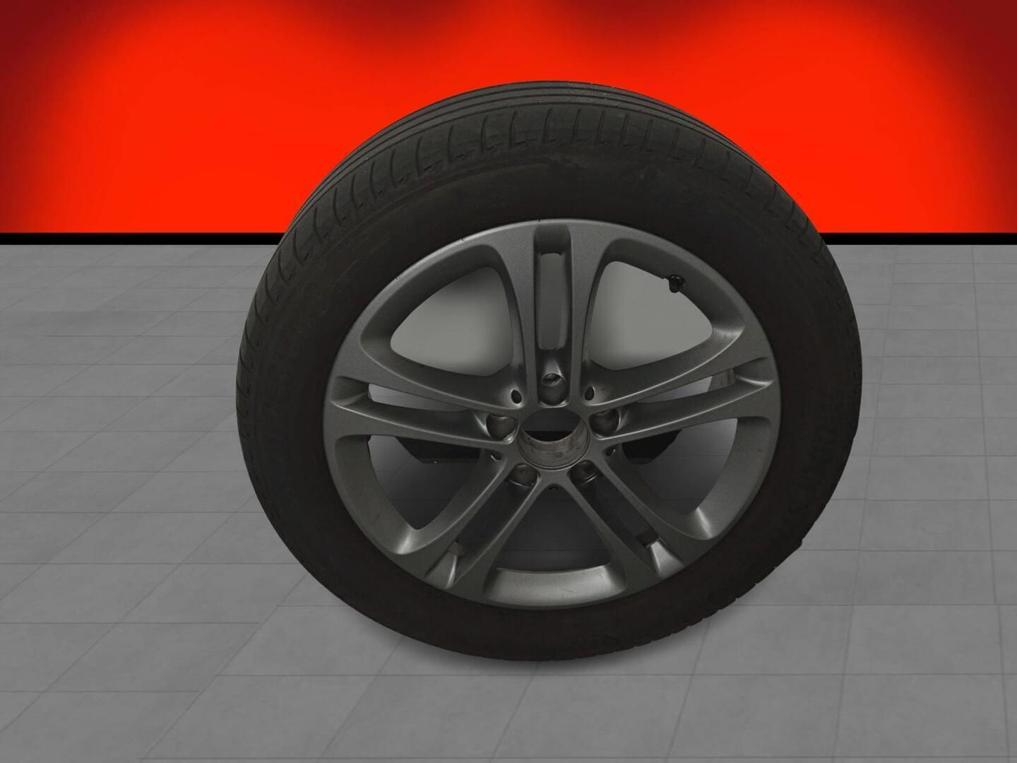 MERCEDES-BENZ B 2019