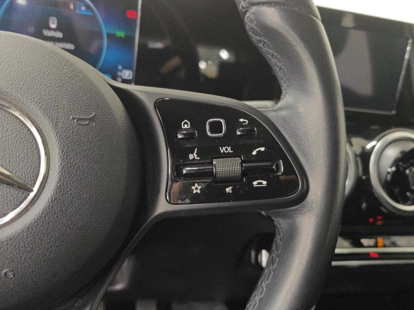 MERCEDES-BENZ B 2019