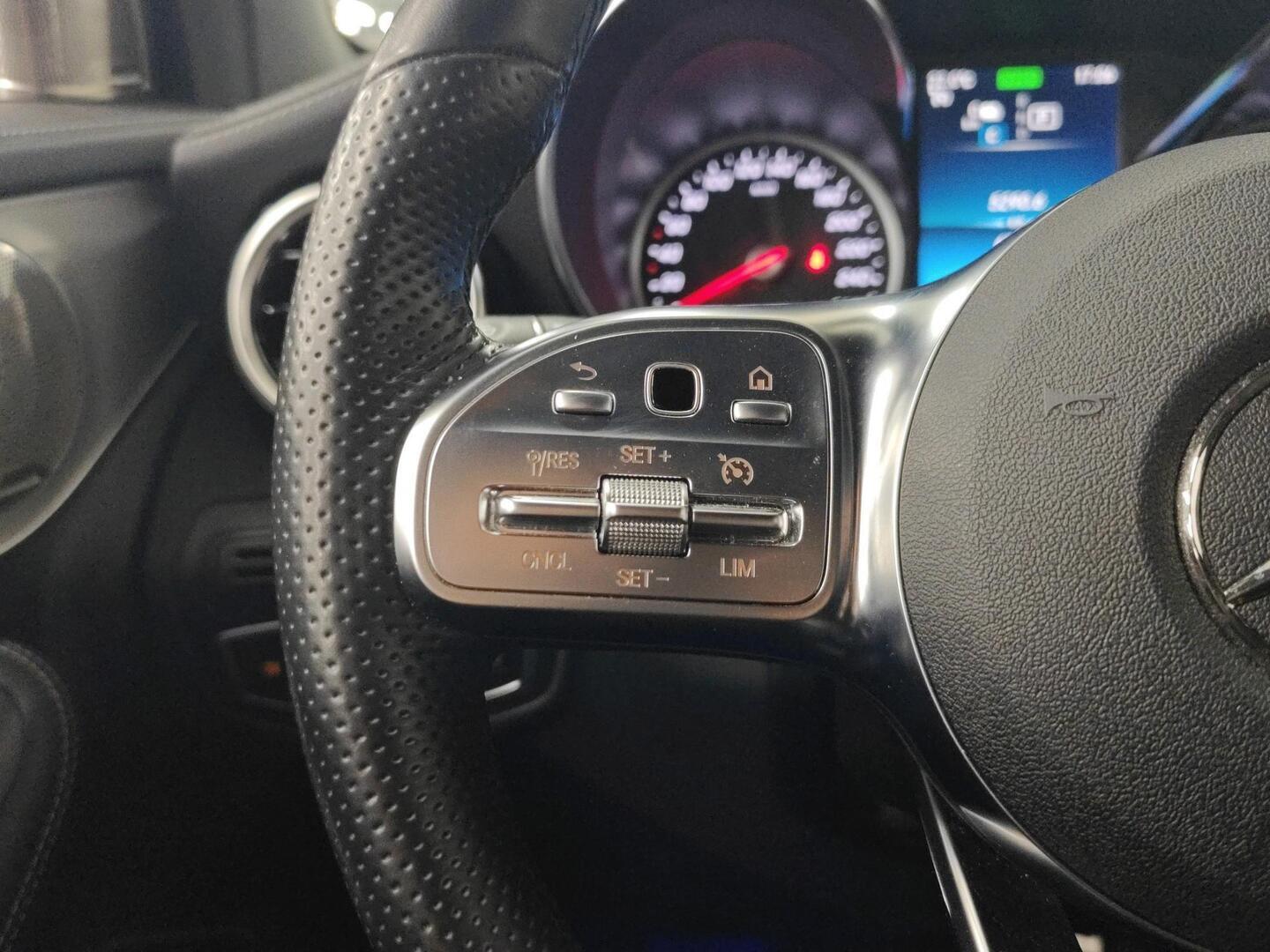 MERCEDES-BENZ GLC 2020