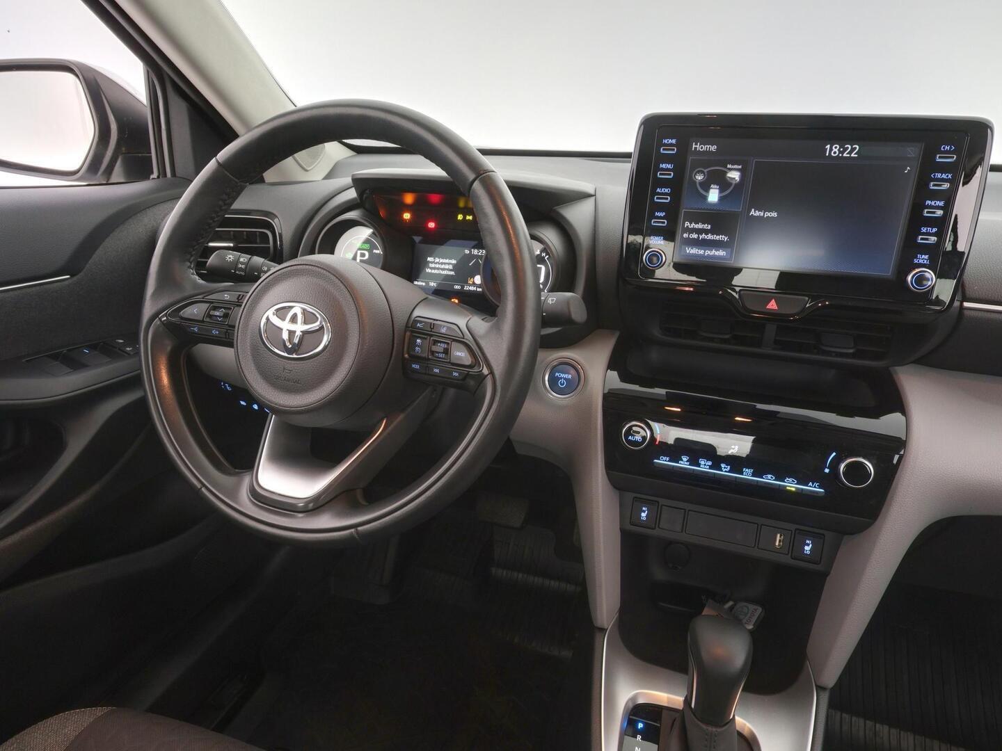 TOYOTA YARIS CROSS 2022
