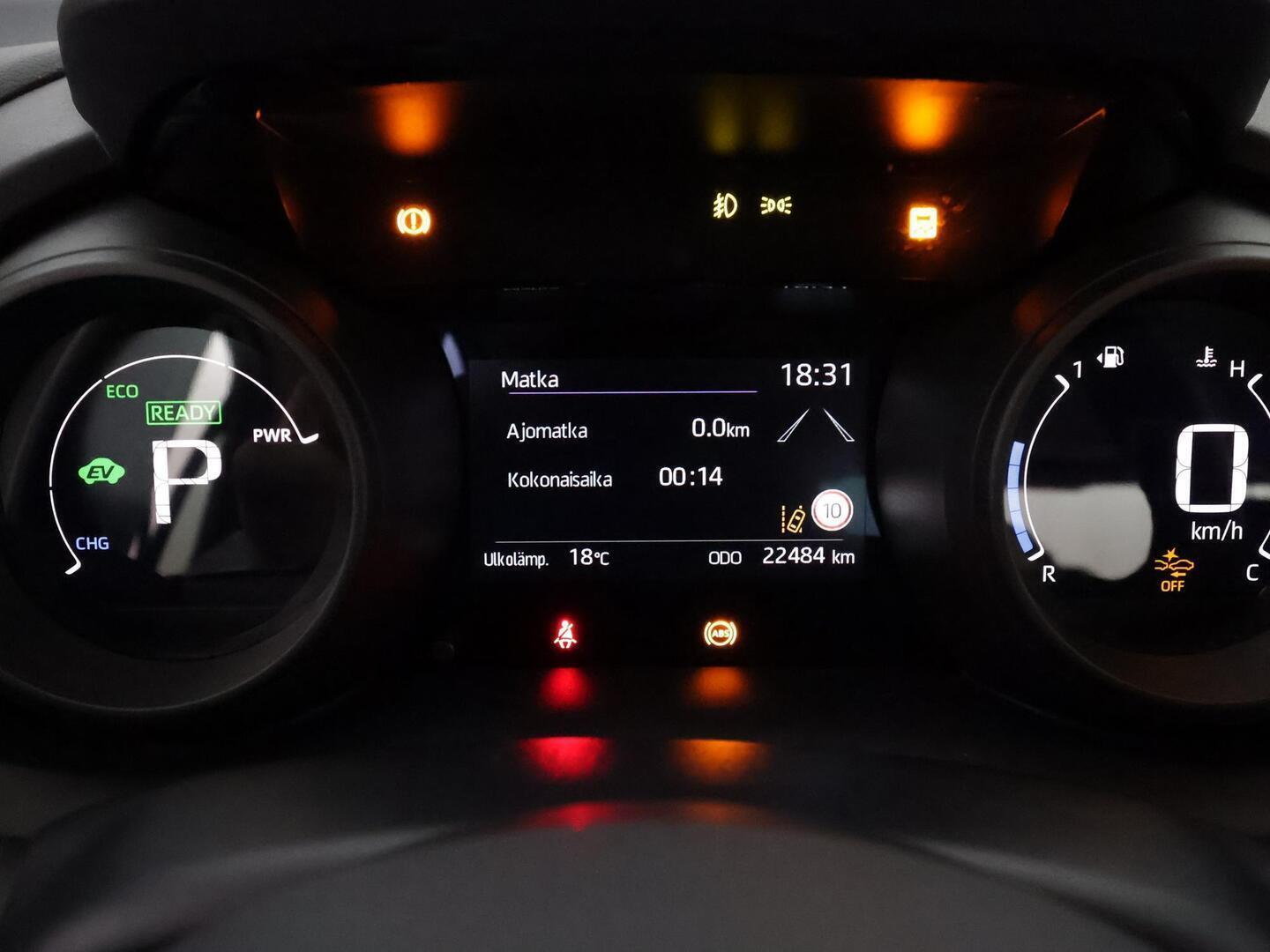 TOYOTA YARIS CROSS 2022