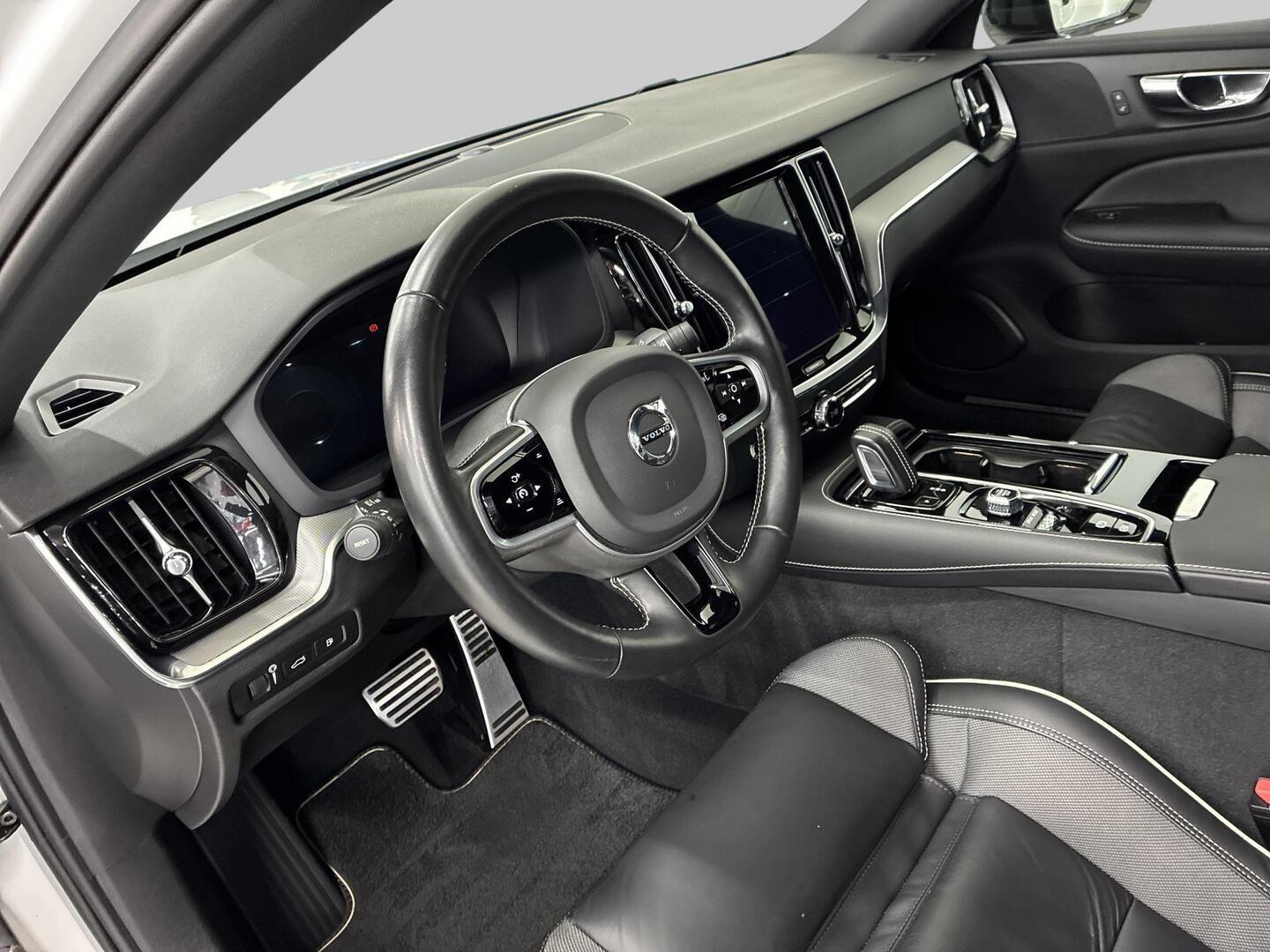 VOLVO S60 2021