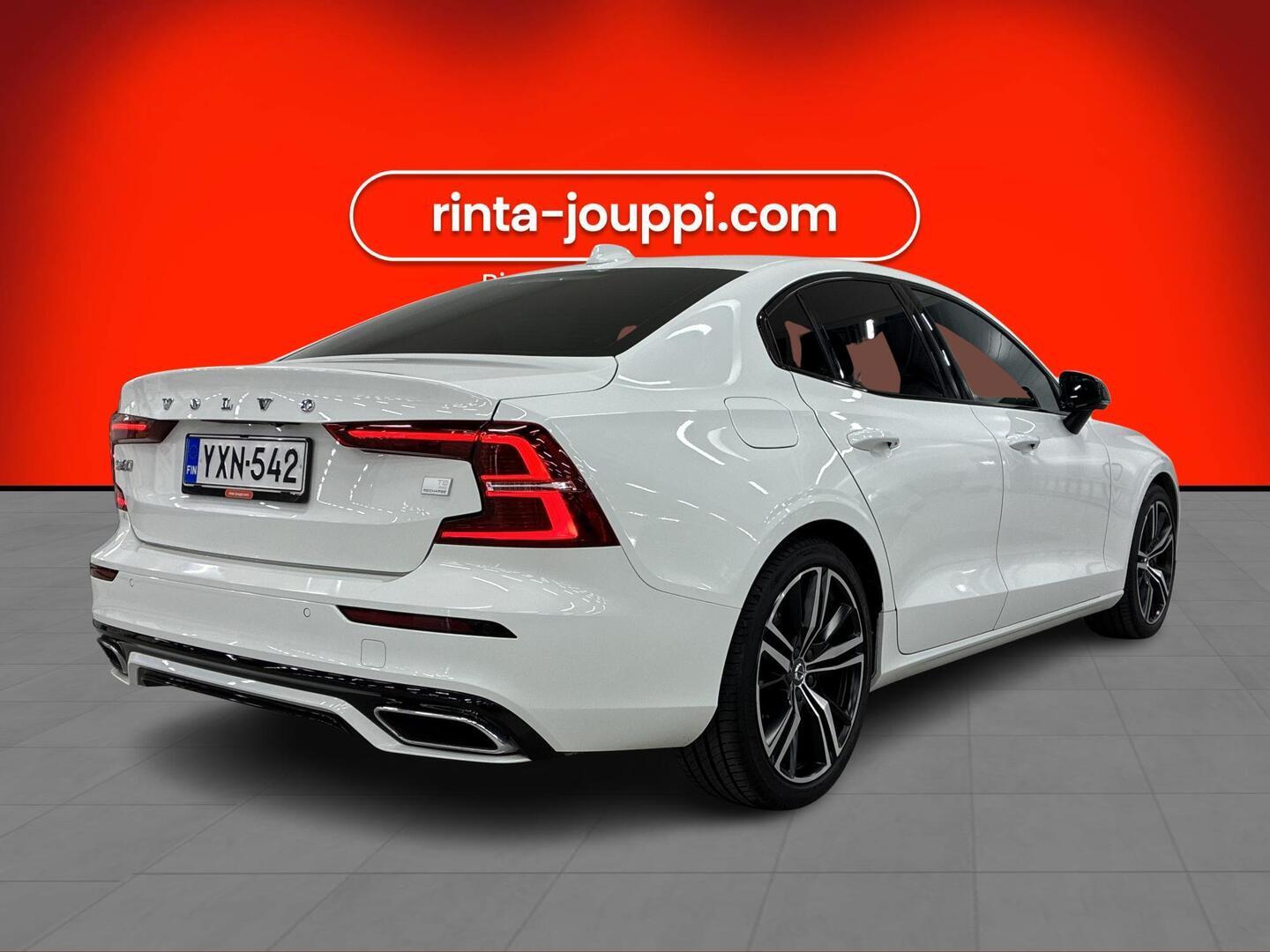 VOLVO S60 2021