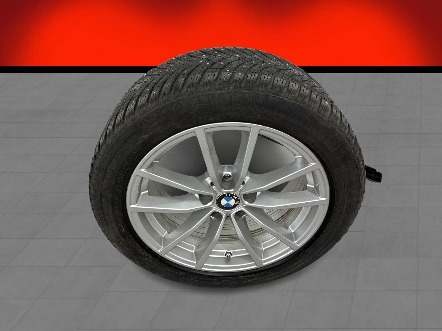 BMW 330 2024