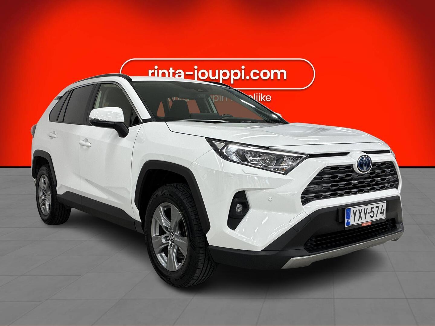 TOYOTA RAV4 2024