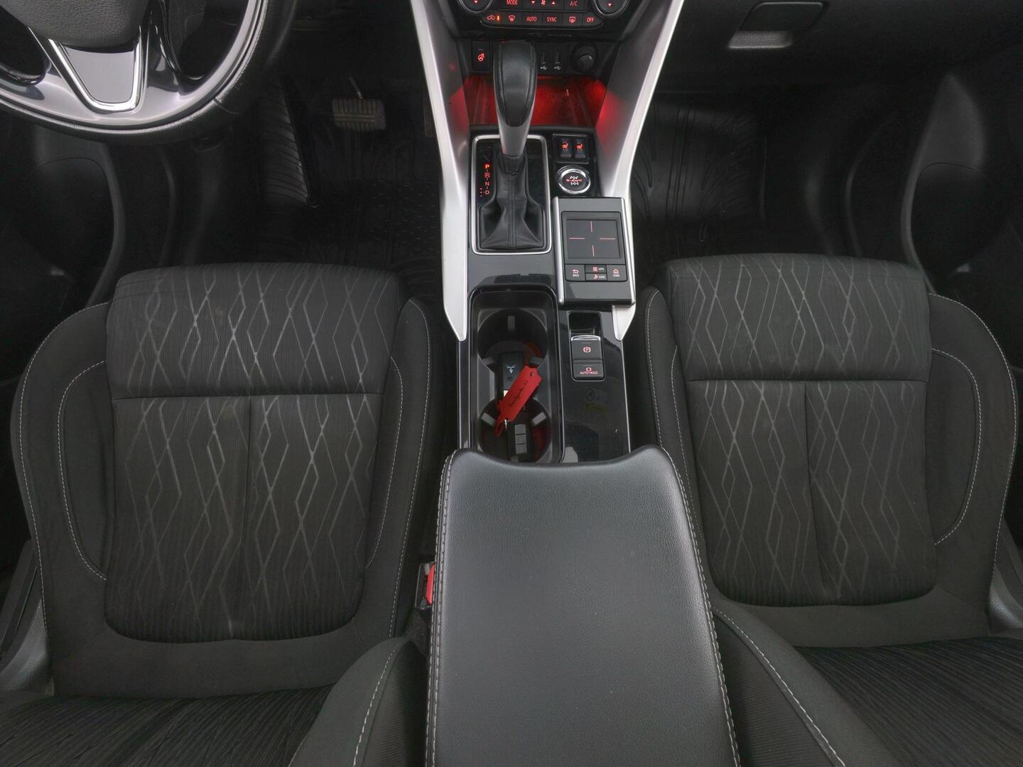 MITSUBISHI ECLIPSE CROSS 2018