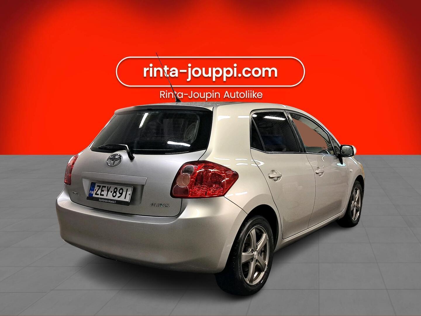TOYOTA Auris 2007
