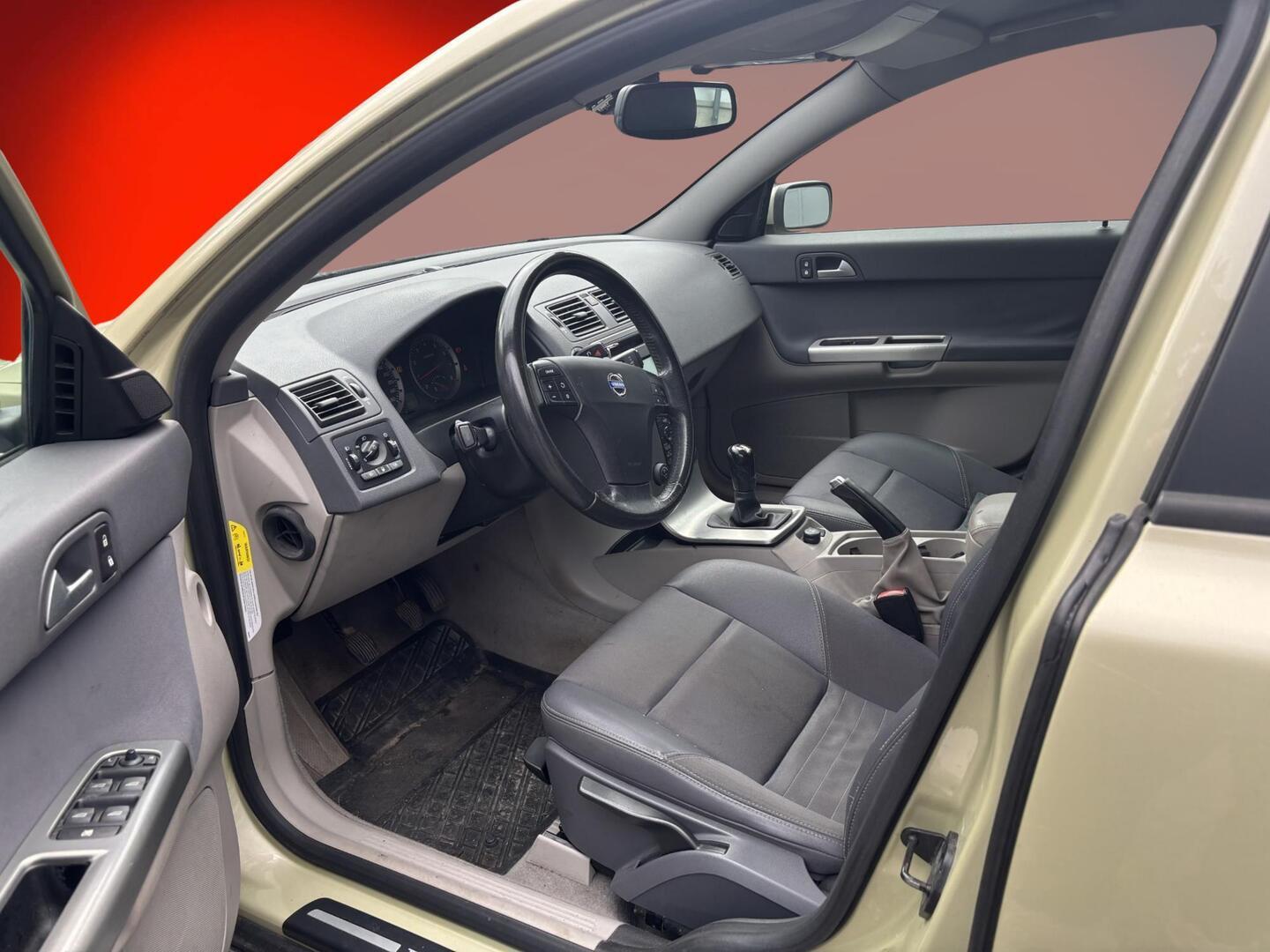 VOLVO S40 2004