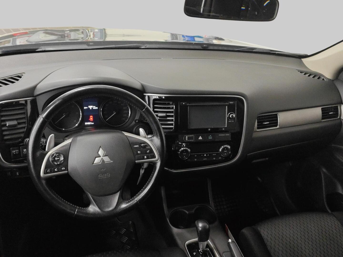 MITSUBISHI Outlander 2014