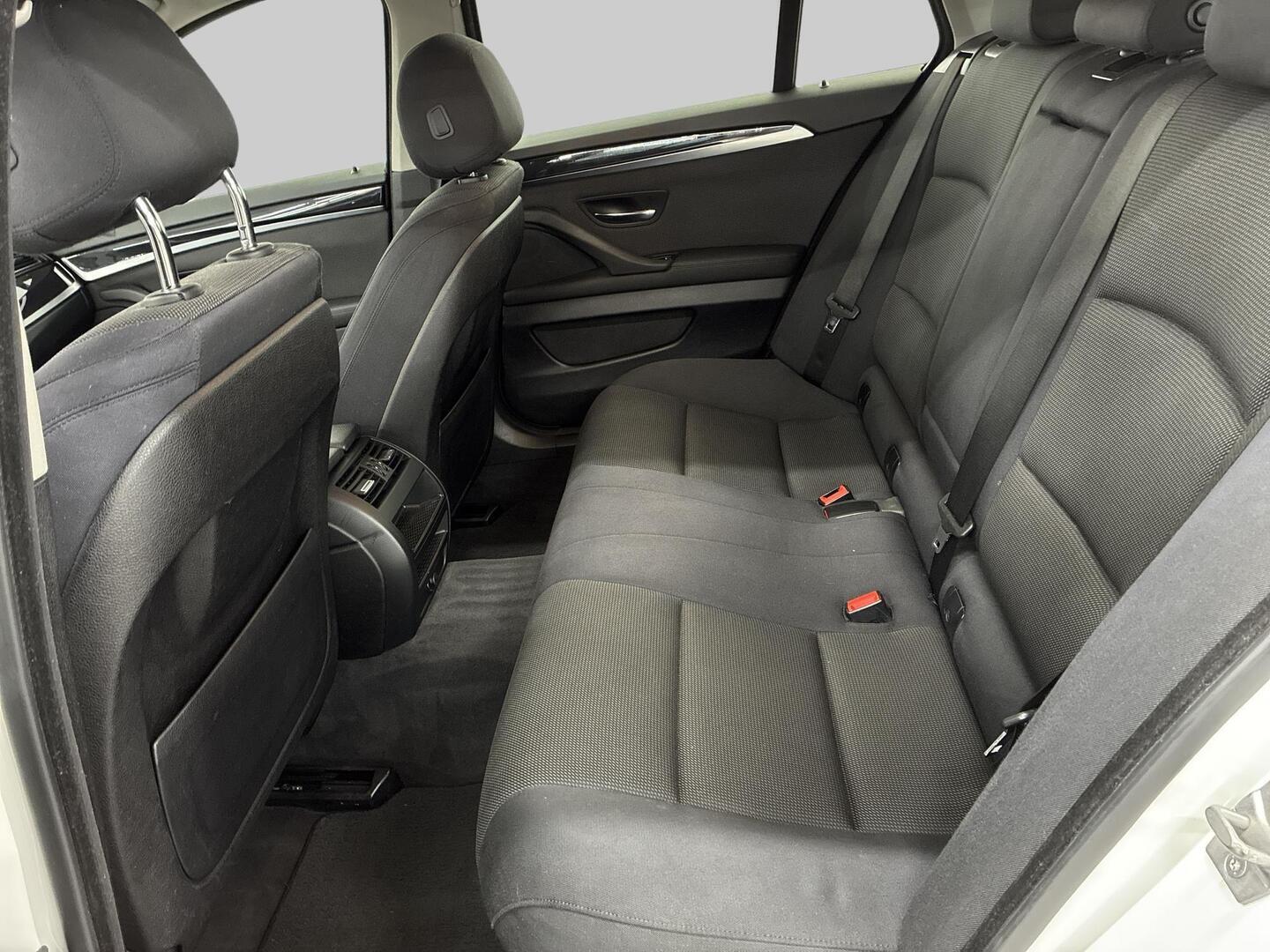 BMW 520 2015