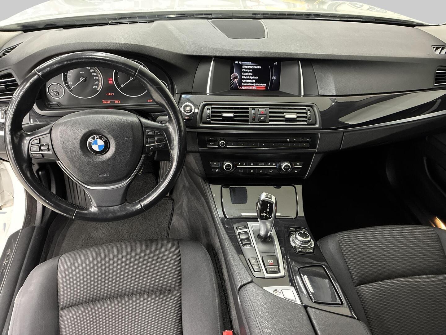BMW 520 2015