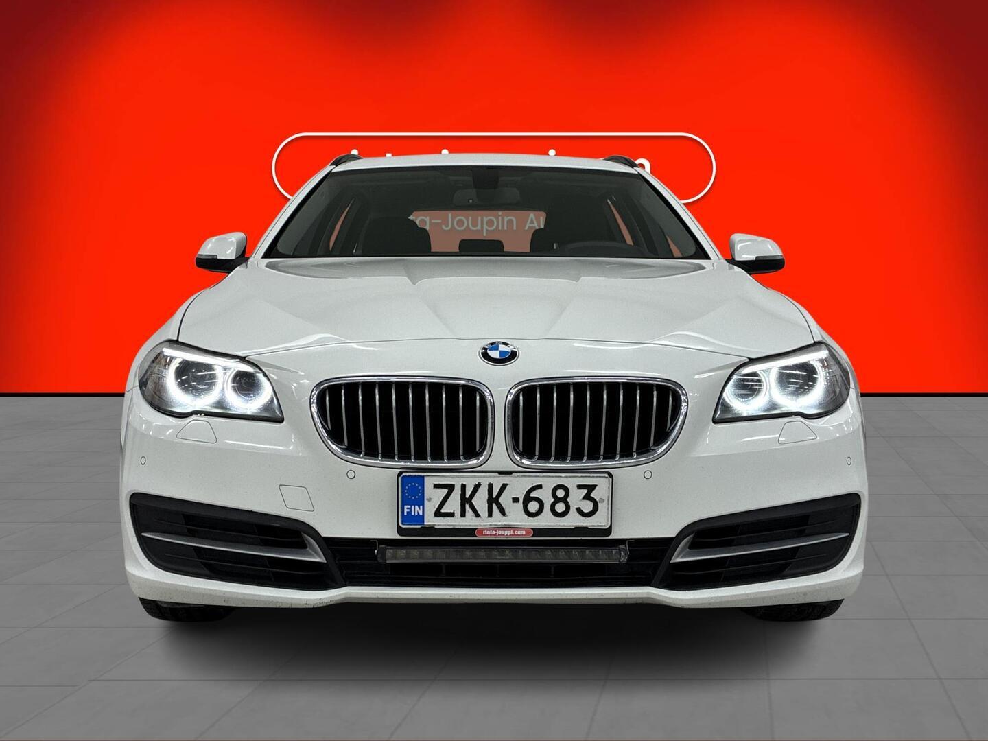 BMW 520 2015