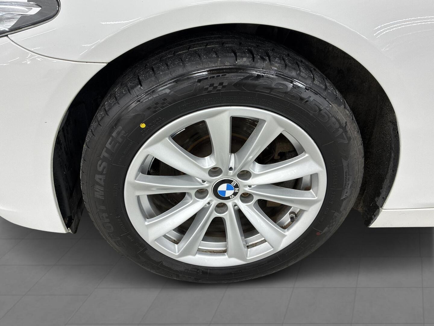 BMW 520 2015